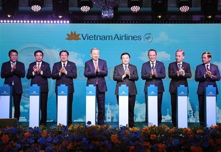 Party chief attends inauguration of Hanoi – Moscow direct flight